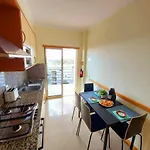 Daire Sunny With Sea View In *
